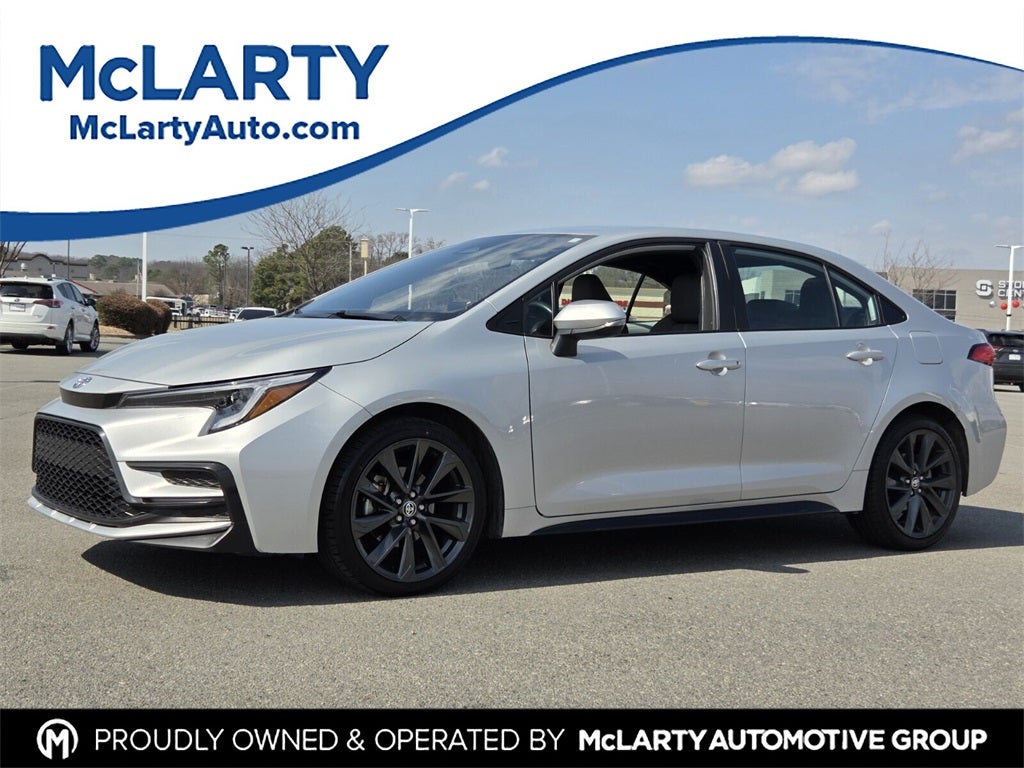 2025 Toyota COROLLA SE