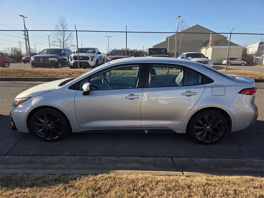2025 Toyota COROLLA SE