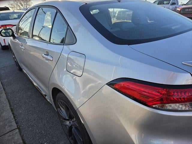 2025 Toyota COROLLA SE