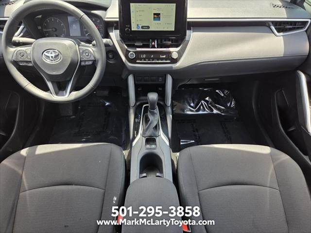 2025 Toyota Corolla Cross LE