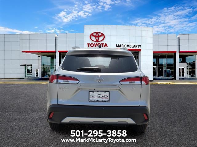 2025 Toyota Corolla Cross LE