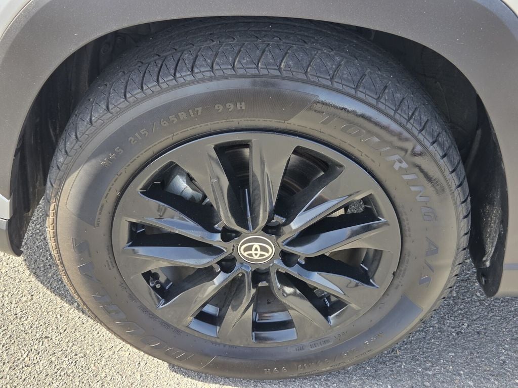 2023 Toyota Corolla Cross LE