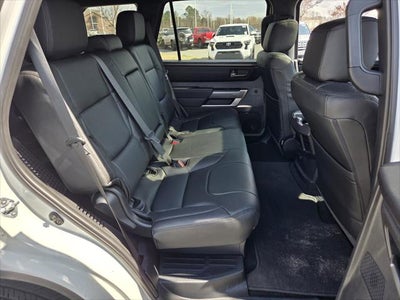 2025 Toyota SEQUOIA 4WD SR5