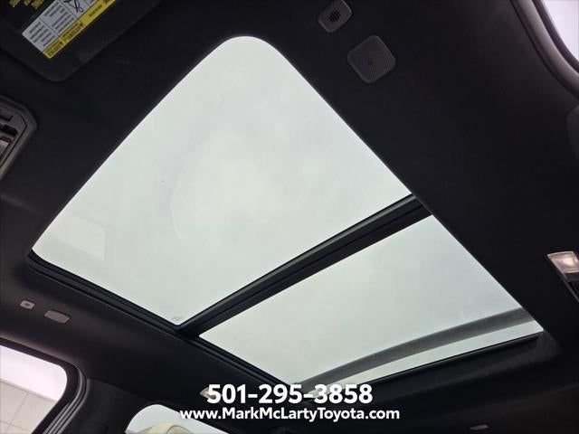 2025 Toyota SEQUOIA 4WD Capstone