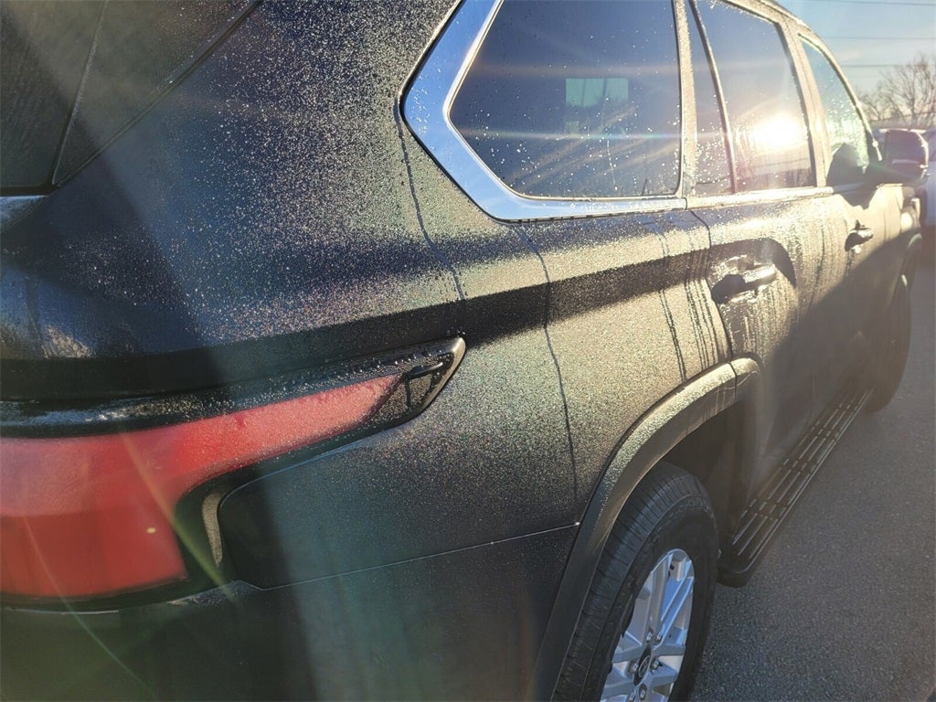 2025 Toyota Sequoia SR5