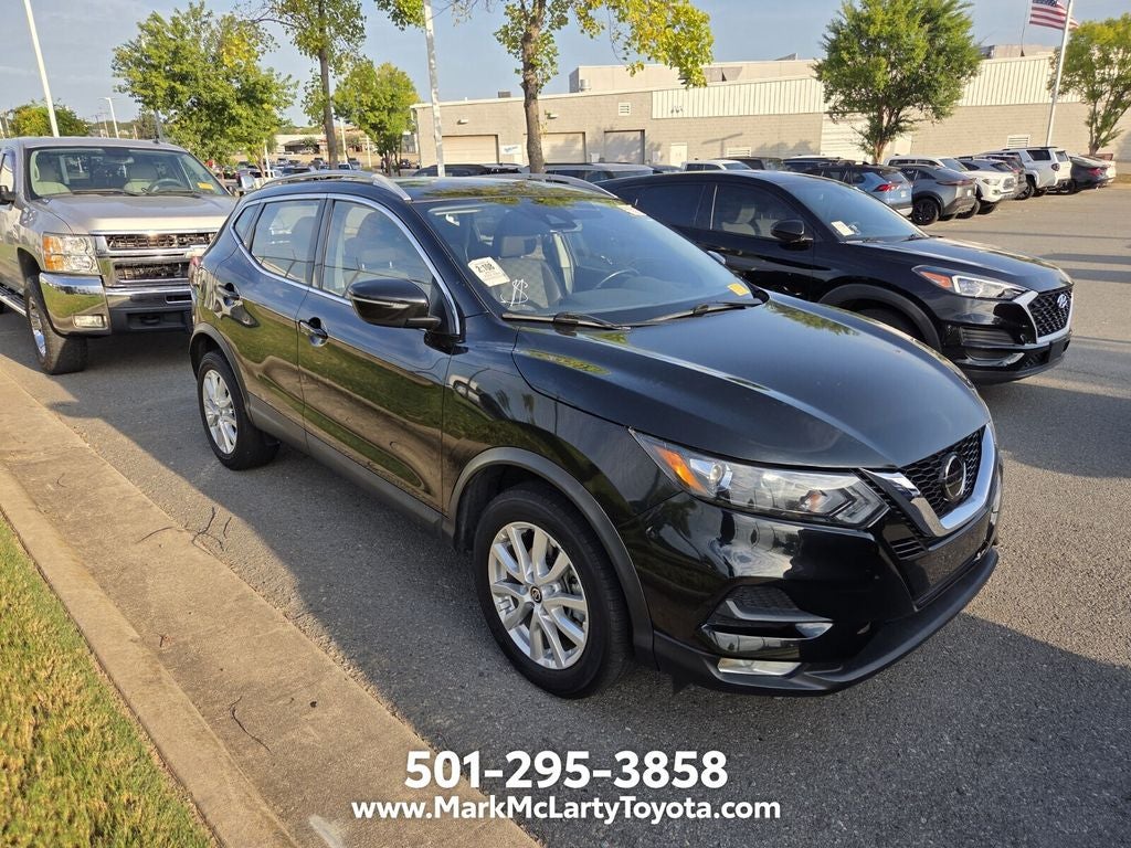 2022 Nissan Rogue Sport SV