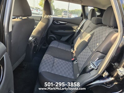 2022 Nissan Rogue Sport SV