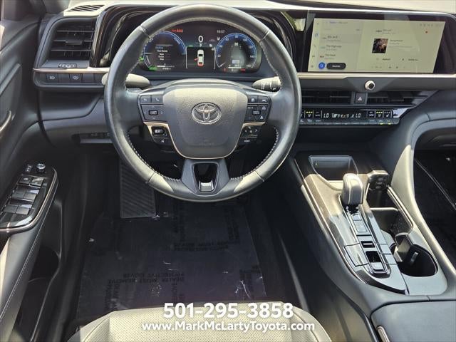 2025 Toyota Toyota Crown XLE