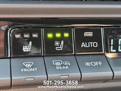 2025 Toyota Toyota Crown XLE
