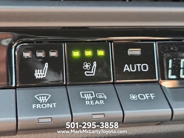 2025 Toyota Toyota Crown XLE