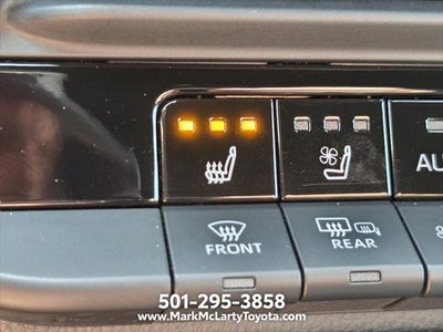 2025 Toyota Toyota Crown XLE