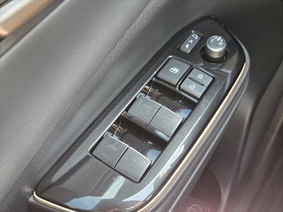 2025 Toyota CROWN Platinum