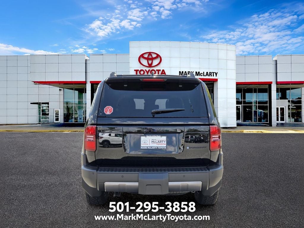 2027 Toyota Land Cruiser Base