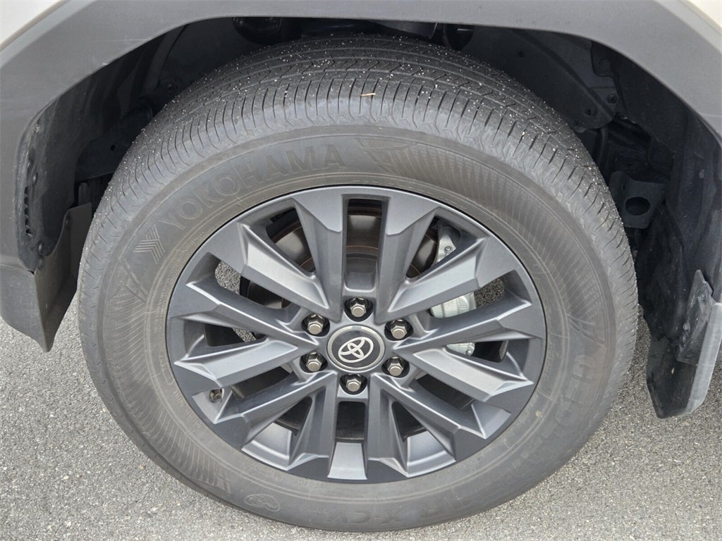 2025 Toyota LAND CRUISER Base