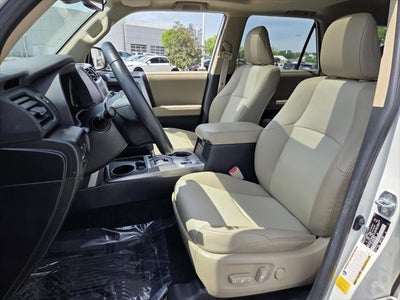 2023 Toyota 4RUNNER SR5 Premium