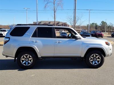 2021 Toyota 4RUNNER TRD Off-Road