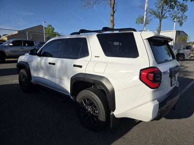 2025 Toyota 4RUNNER SR5