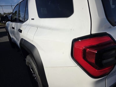 2025 Toyota 4RUNNER SR5