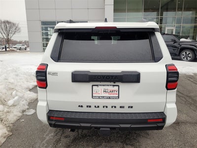 2025 Toyota 4RUNNER SR5