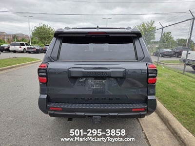 2025 Toyota 4RUNNER SR5
