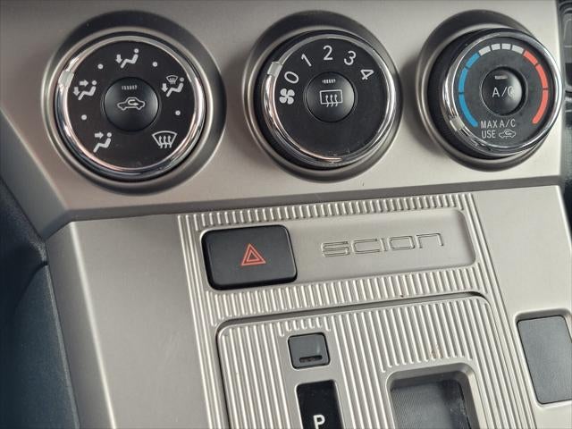 2014 Scion SCION XB Base