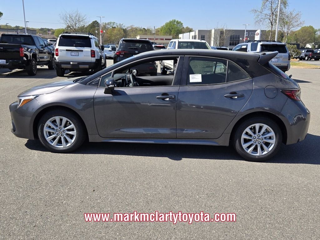 2026 Toyota Corolla Hatchback SE