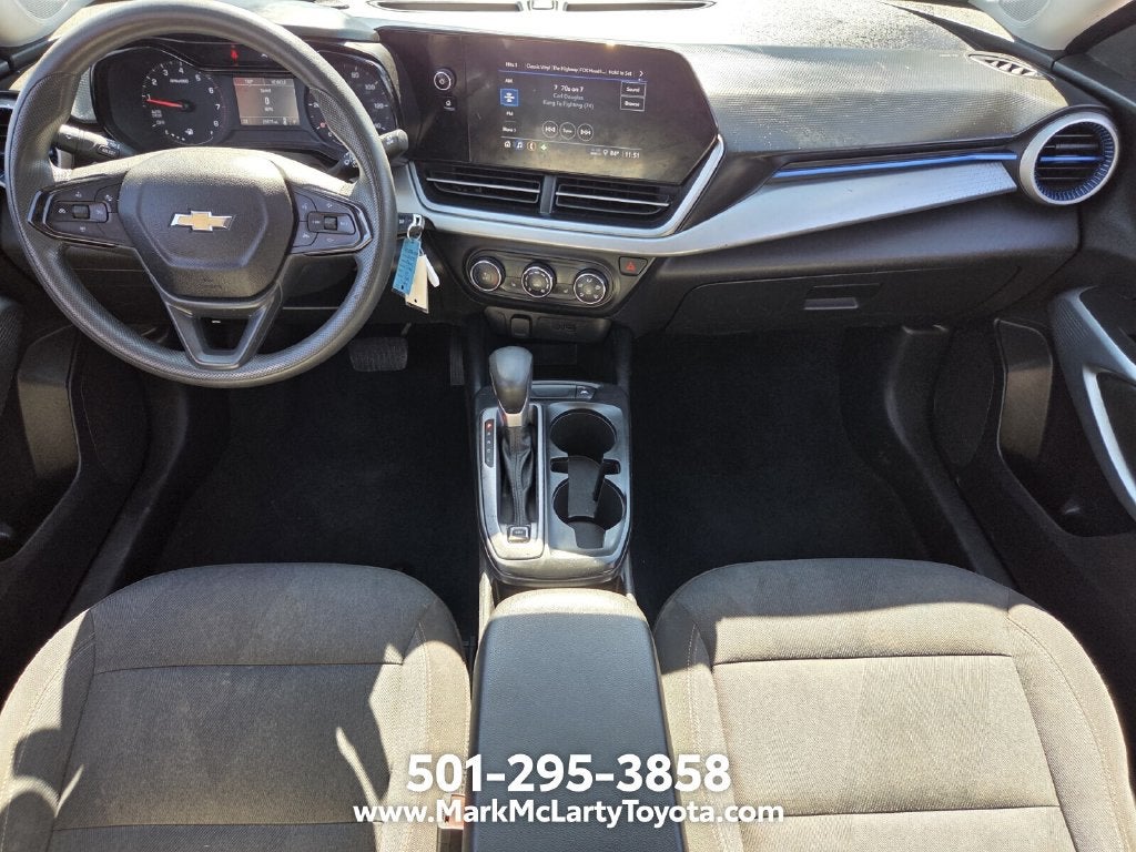 2025 Chevrolet Trax LS