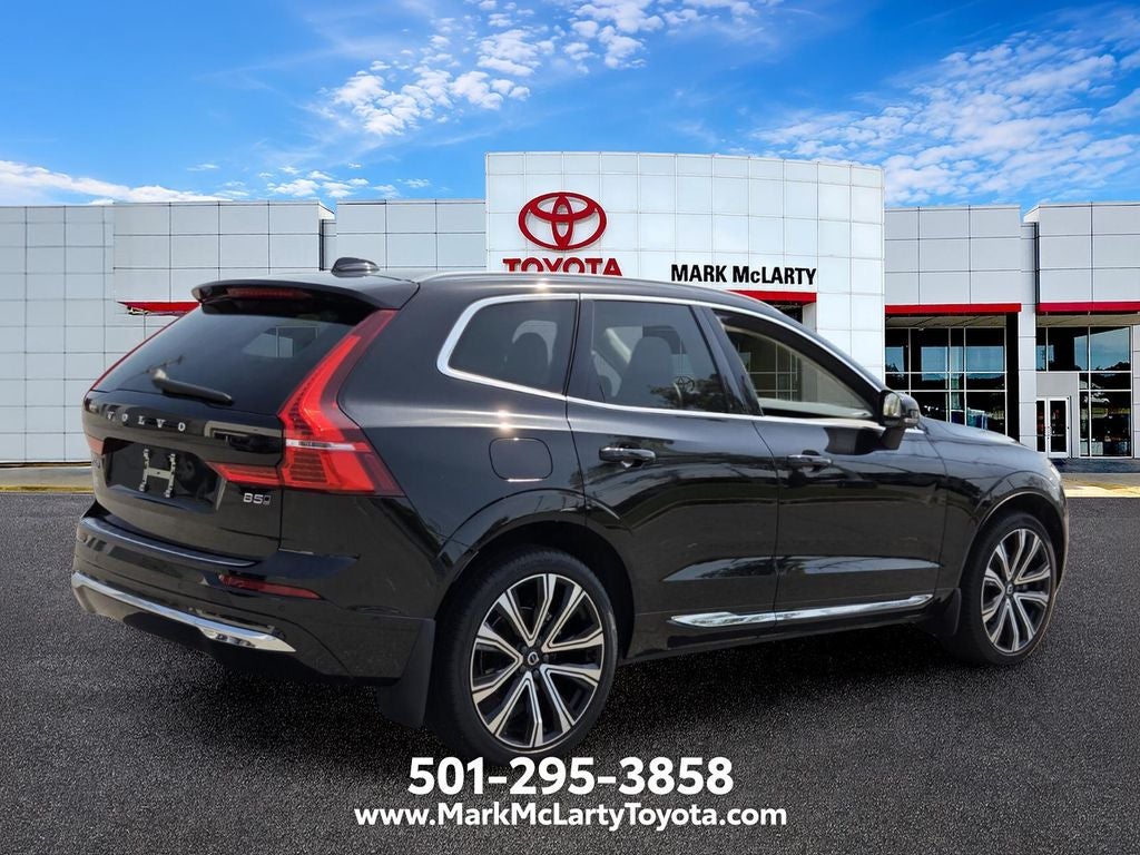 2023 Volvo XC60 B5 Ultimate Bright Theme