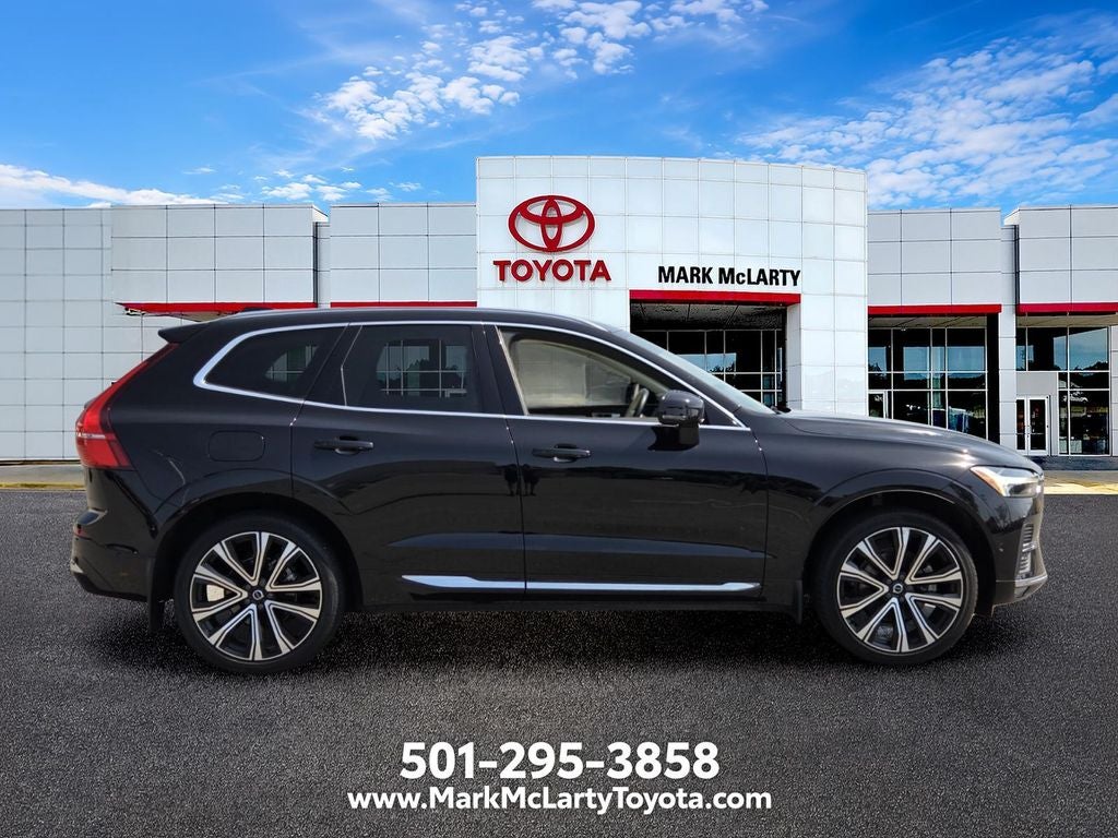 2023 Volvo XC60 B5 Ultimate Bright Theme