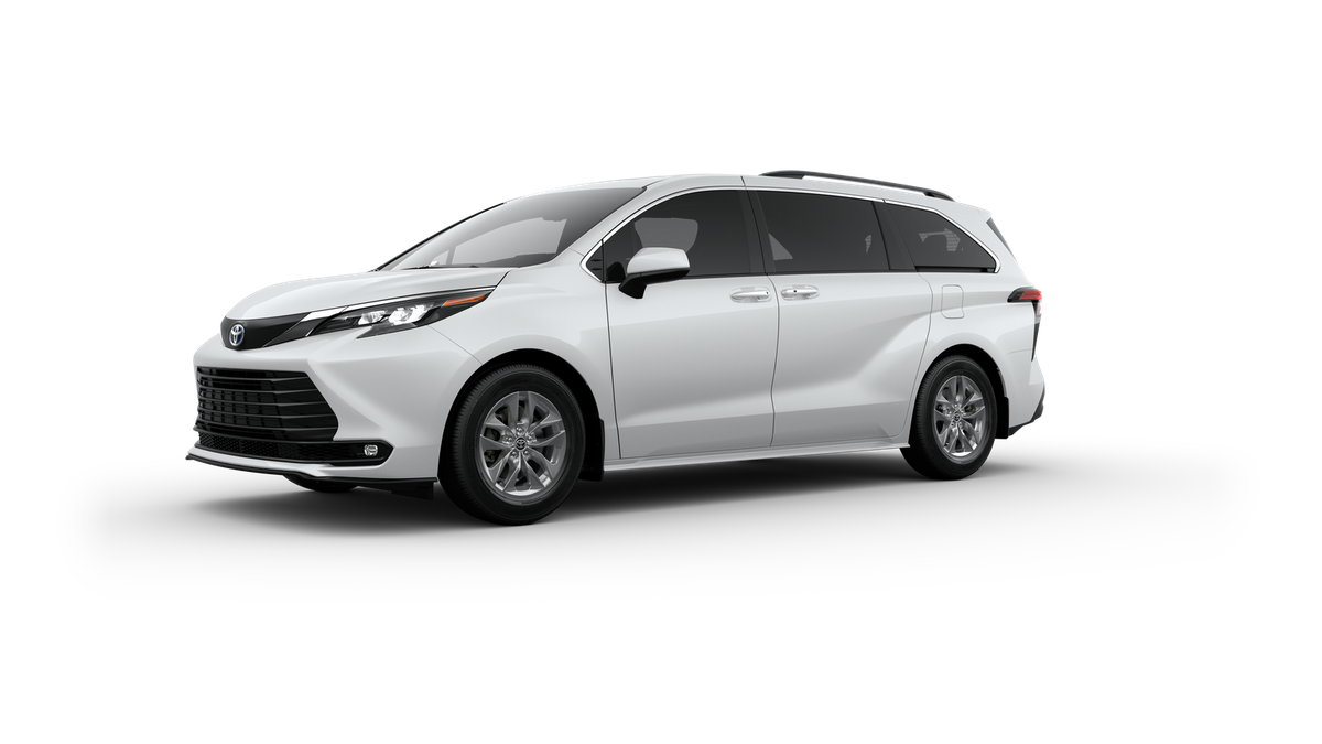 2025 Toyota Sienna XLE