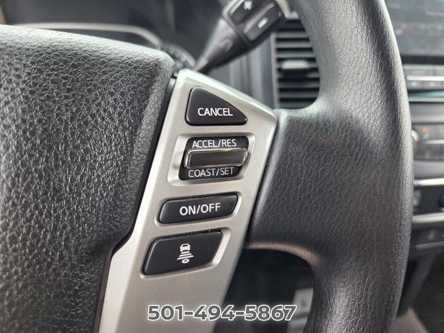 2023 Nissan Titan SV