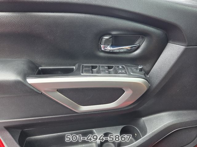 2023 Nissan Titan SV