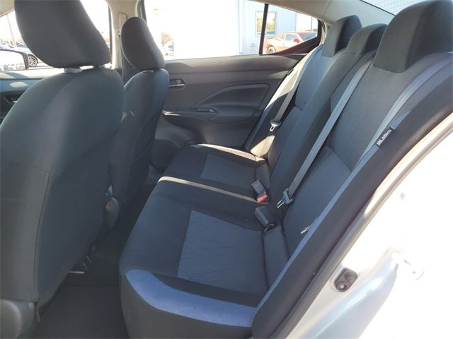 2023 Nissan Versa 1.6 SV