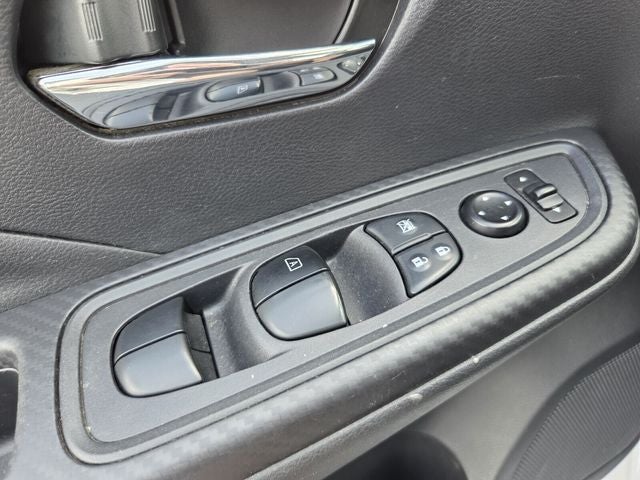 2024 Nissan Versa 1.6 SV