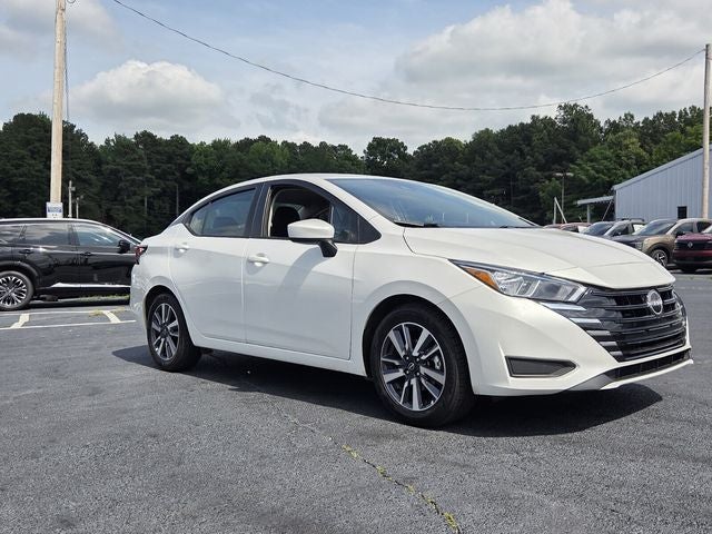 2024 Nissan Versa 1.6 SV