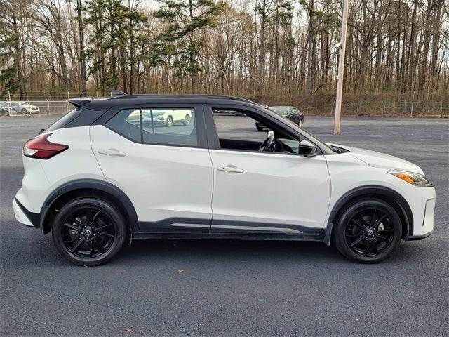 2023 Nissan Kicks SR