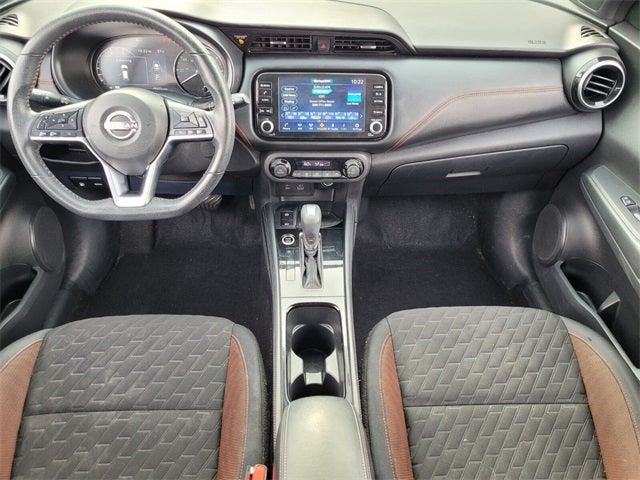 2023 Nissan Kicks SR