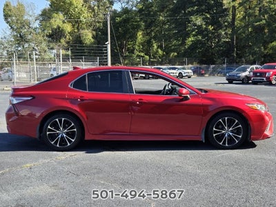 2019 Toyota Camry SE