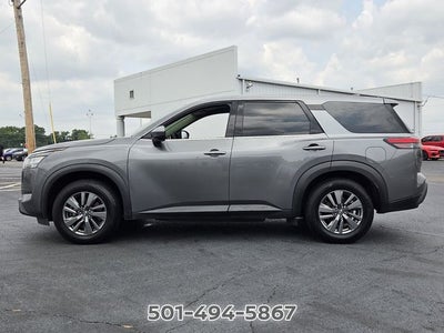 2022 Nissan Pathfinder S