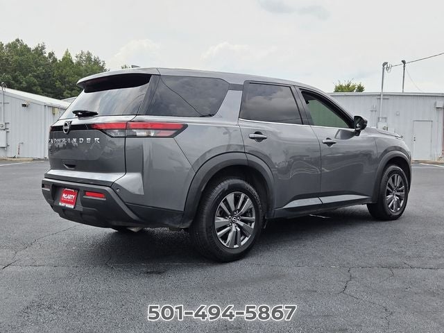 2022 Nissan Pathfinder S