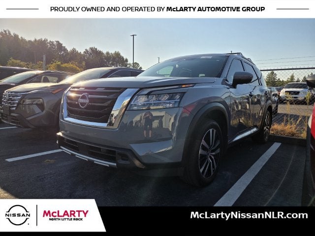 2024 Nissan Pathfinder Platinum