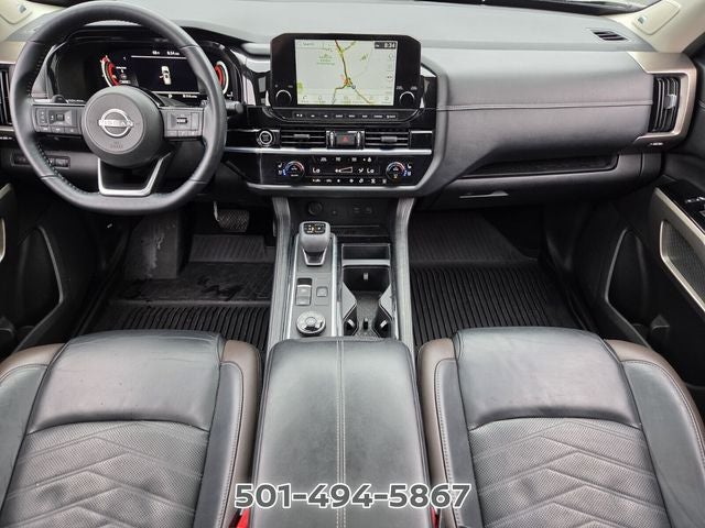 2023 Nissan Pathfinder Platinum