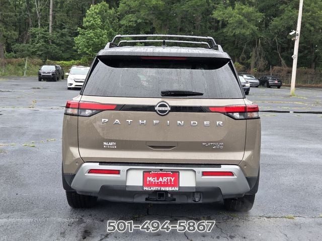 2023 Nissan Pathfinder Platinum