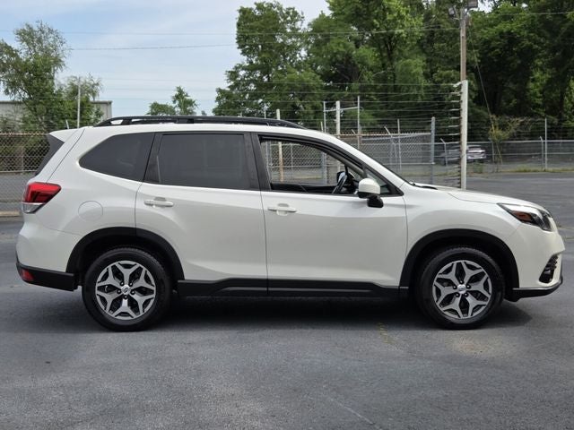 2022 Subaru Forester Premium
