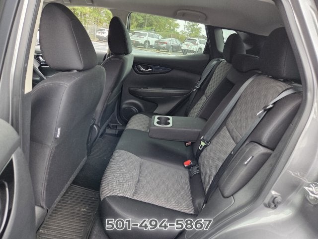 2022 Nissan Rogue Sport SV