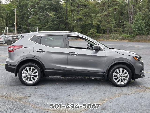 2022 Nissan Rogue Sport SV
