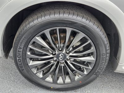 2022 INFINITI QX80 Premium Select