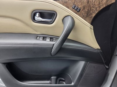 2022 INFINITI QX80 Premium Select