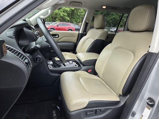2022 INFINITI QX80 Premium Select