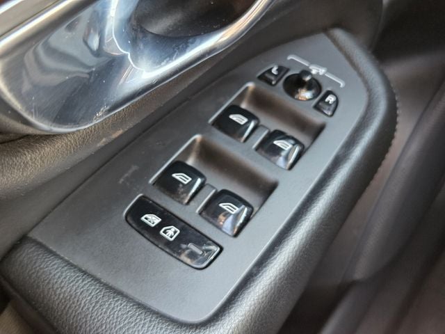 2019 Volvo XC90 T5 Momentum